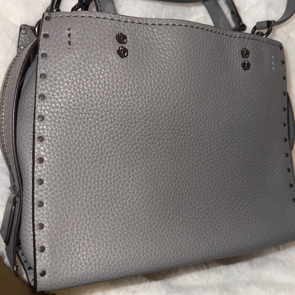 EXCELLENT CONDITION COACH ROGUE 25 with RIVETS - Picture 5 of 7